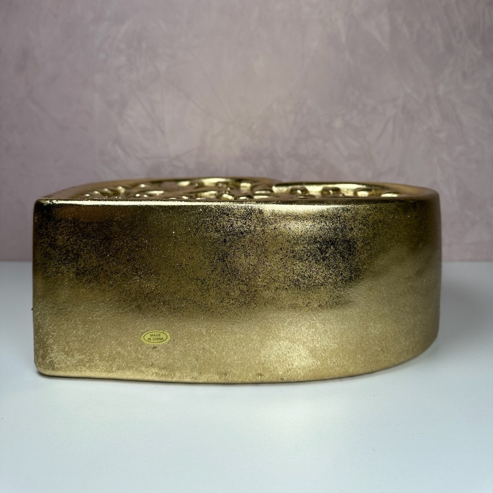 Heart-Shaped Decorative Padlock in Gold - Picture 16 of 16